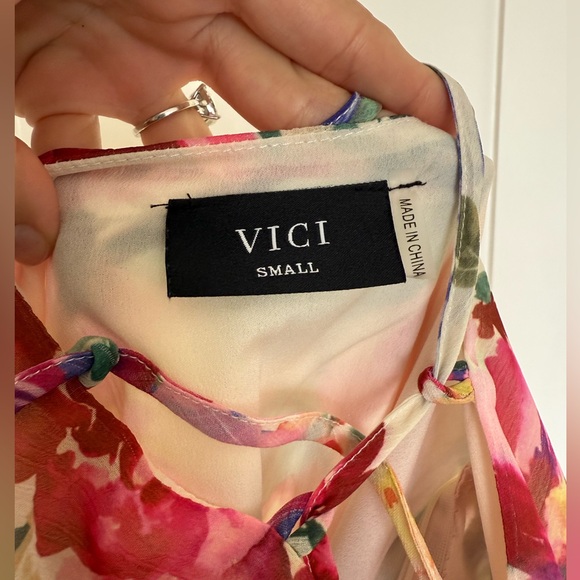 Vici, Garden Bliss Floral Tiered Midi Dress - Picture 12 of 14